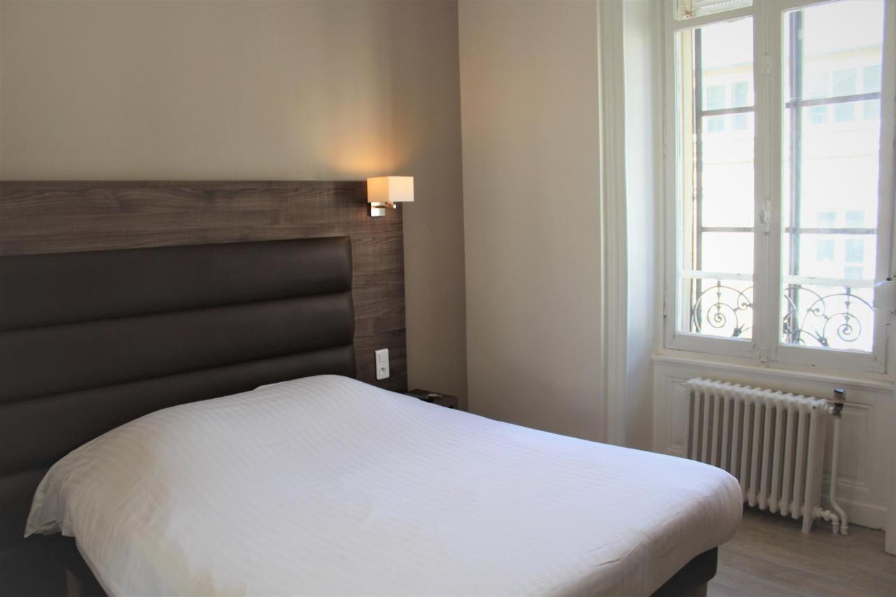 Royal Hôtel Angers Ngoại thất bức ảnh